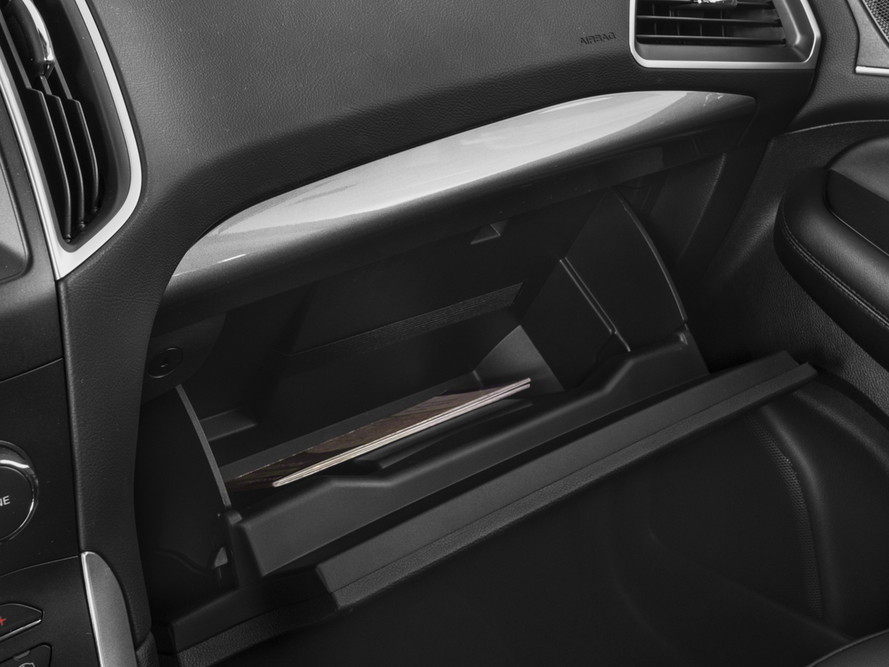 2017 Ford Edge Titanium FWD