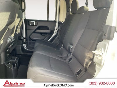 2023 Jeep Gladiator Overland 4x4