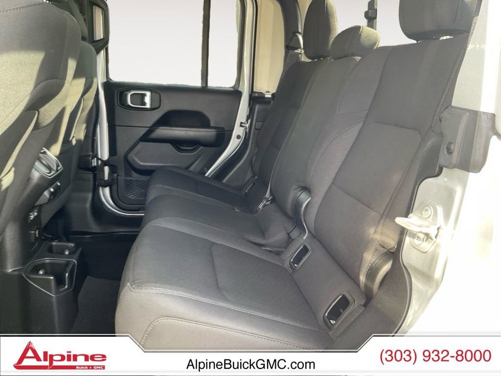 2023 Jeep Gladiator Overland 4x4