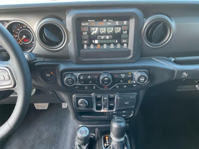 2023 Jeep Gladiator Willys 4x4