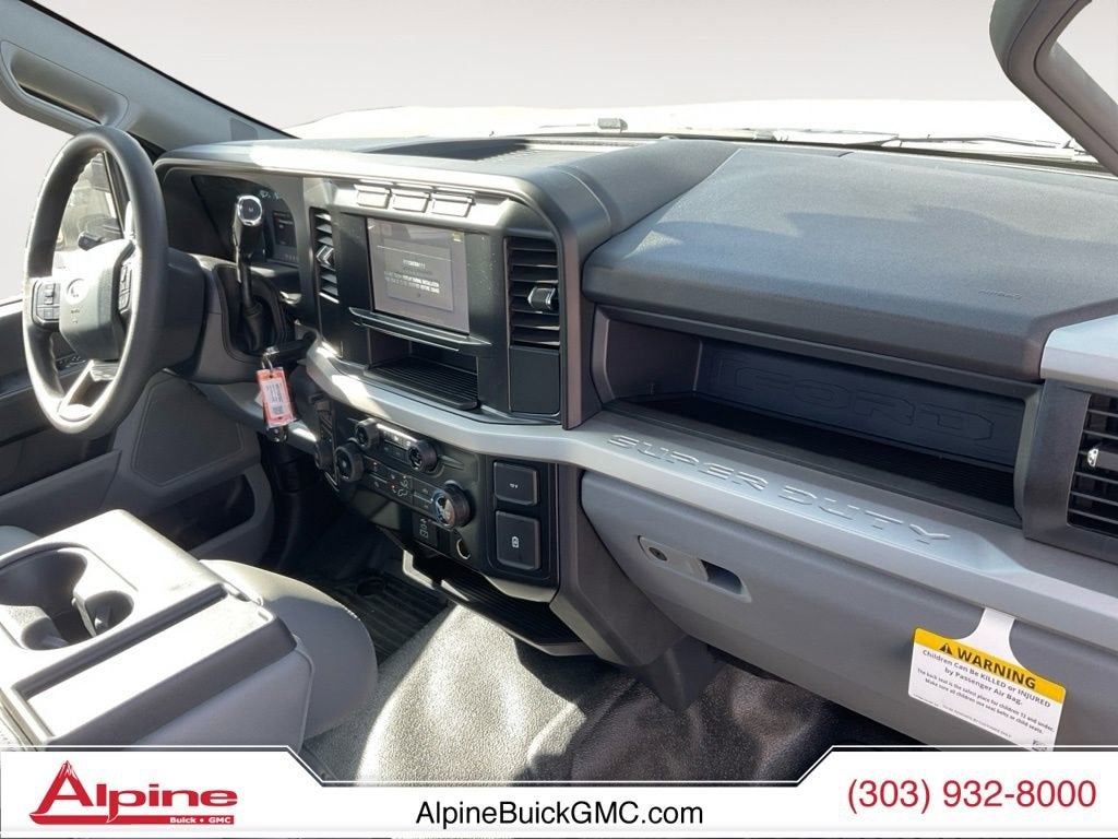 2024 Ford Super Duty F-450 DRW XL