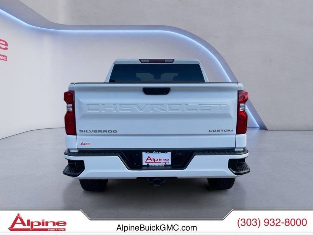 2022 Chevrolet Silverado 1500 Custom