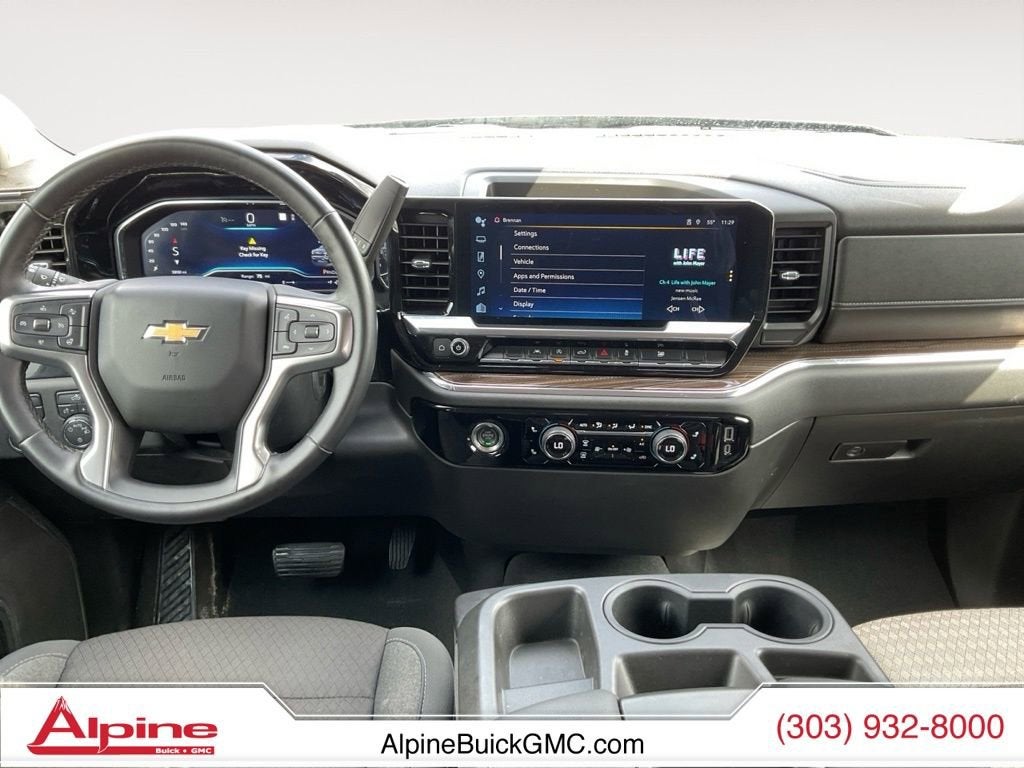 2023 Chevrolet Silverado 1500 LT (2FL)