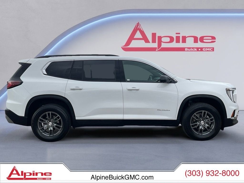 2025 GMC Acadia Elevation