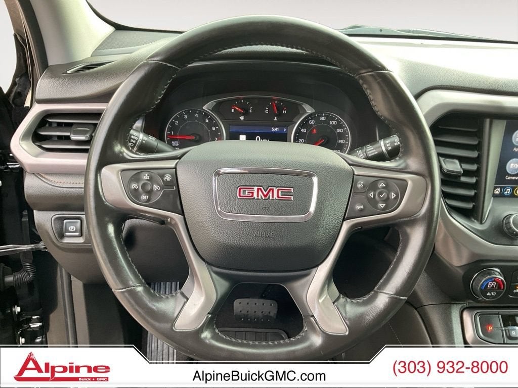 2021 GMC Acadia AT4