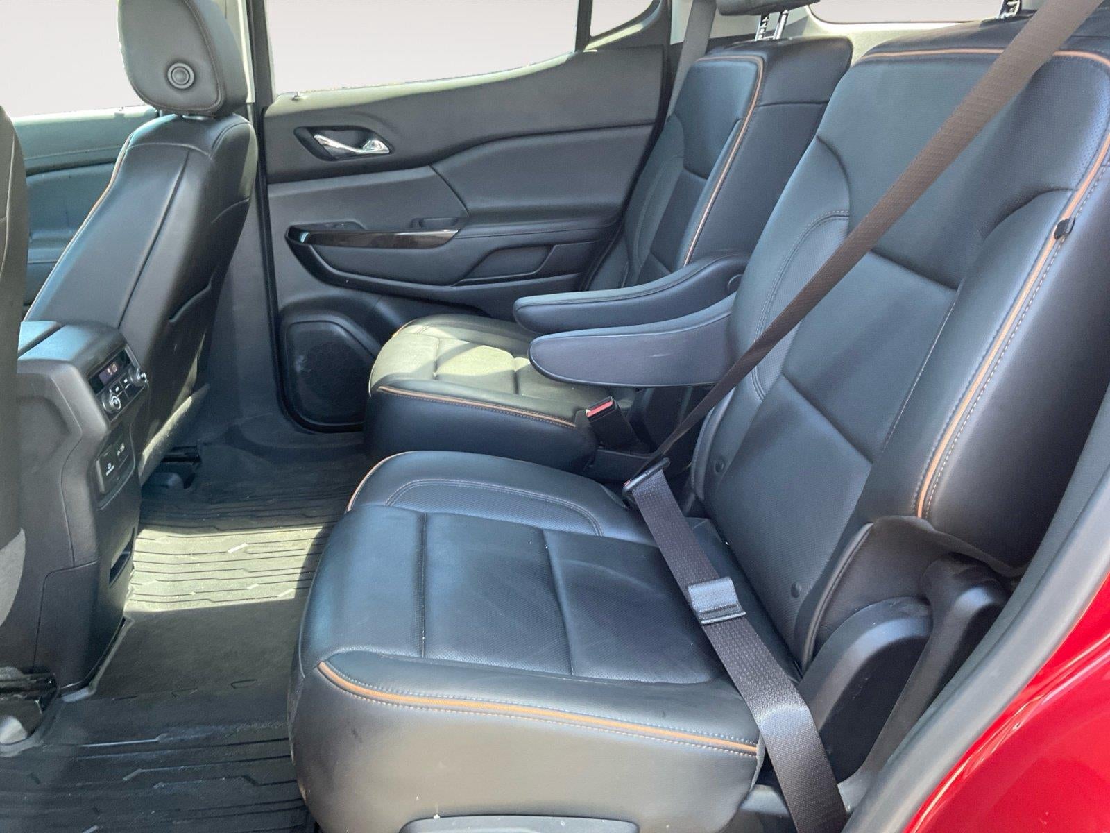 2021 GMC Acadia AT4