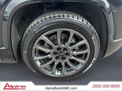 2023 GMC Acadia Denali