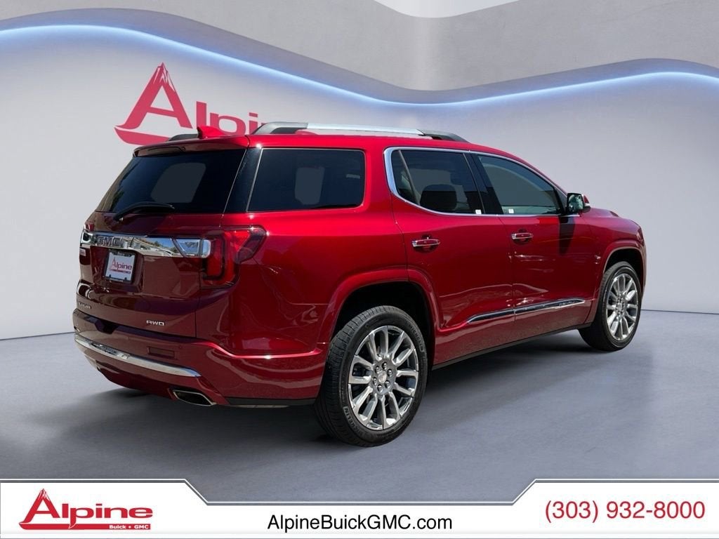 2023 GMC Acadia Denali