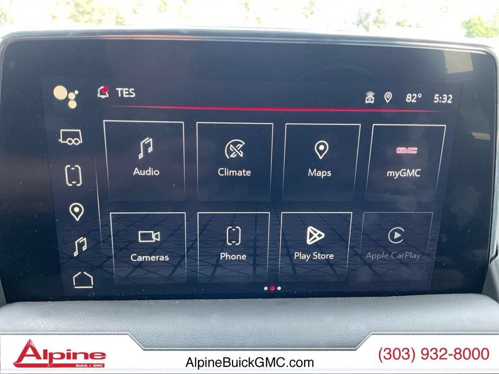 2024 GMC Yukon SLT