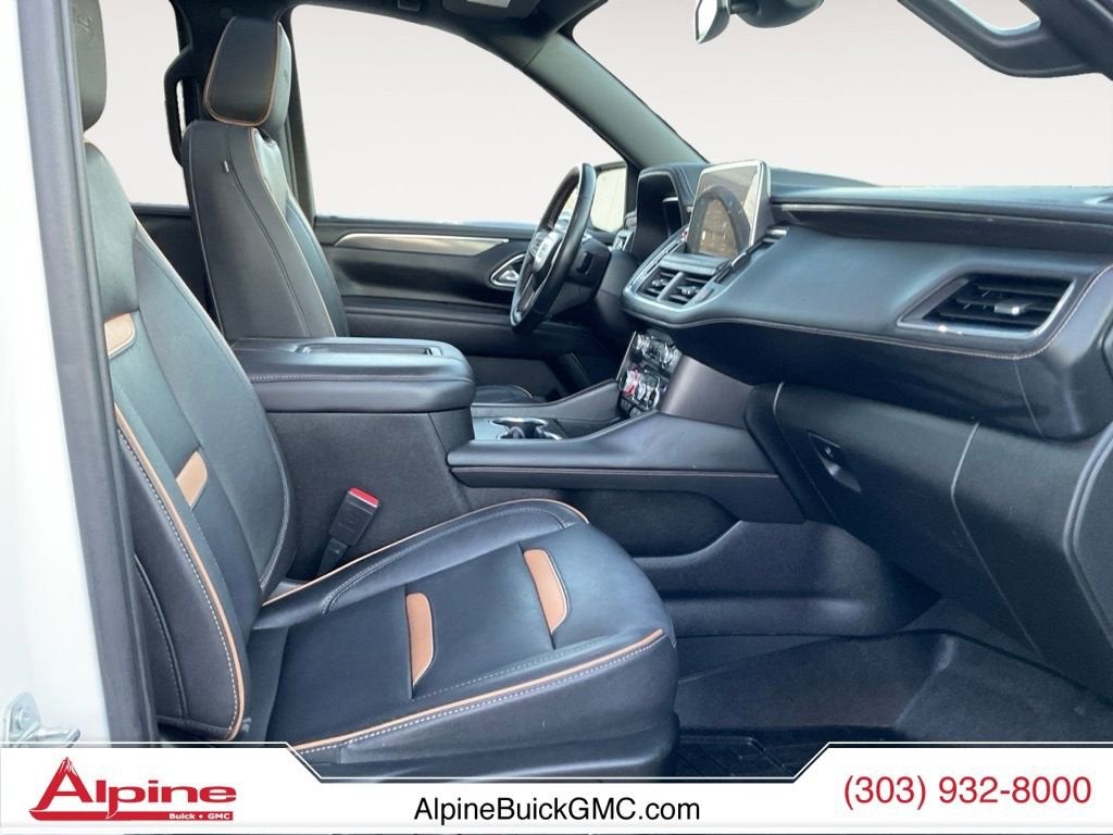 2023 GMC Yukon XL AT4