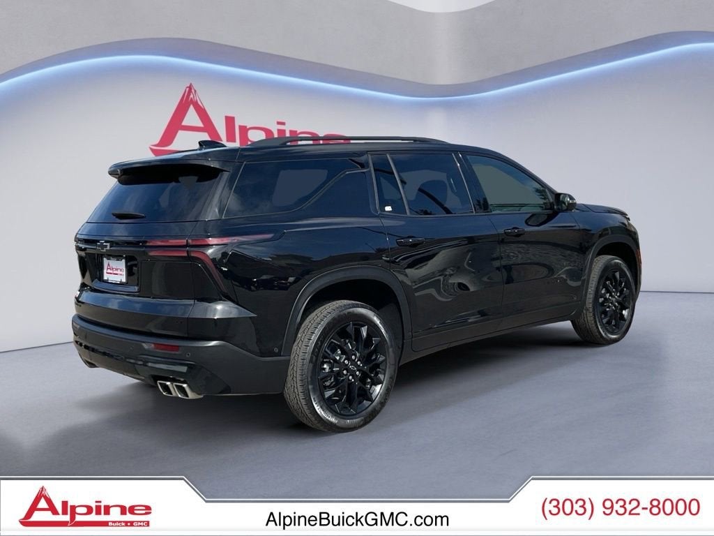 2024 Chevrolet Traverse LT