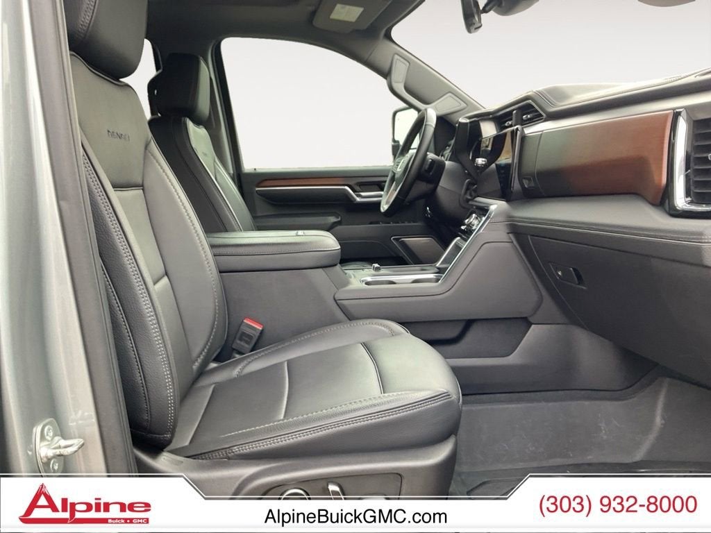 2025 GMC Sierra 3500 HD Denali