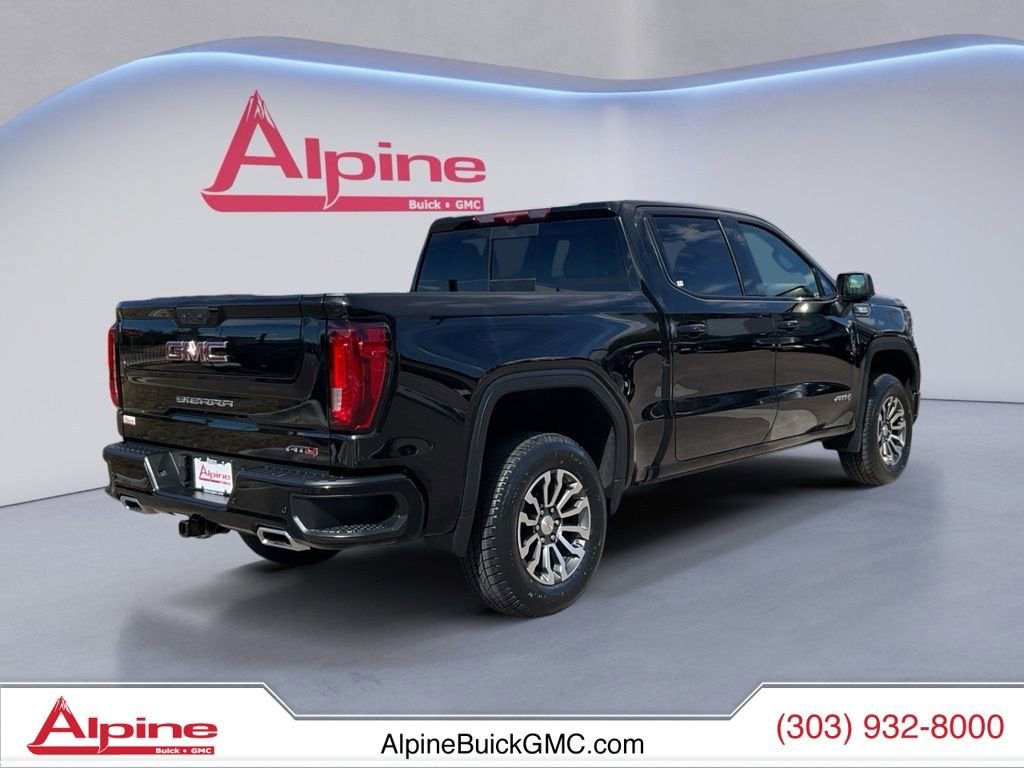 2023 GMC Sierra 1500 AT4