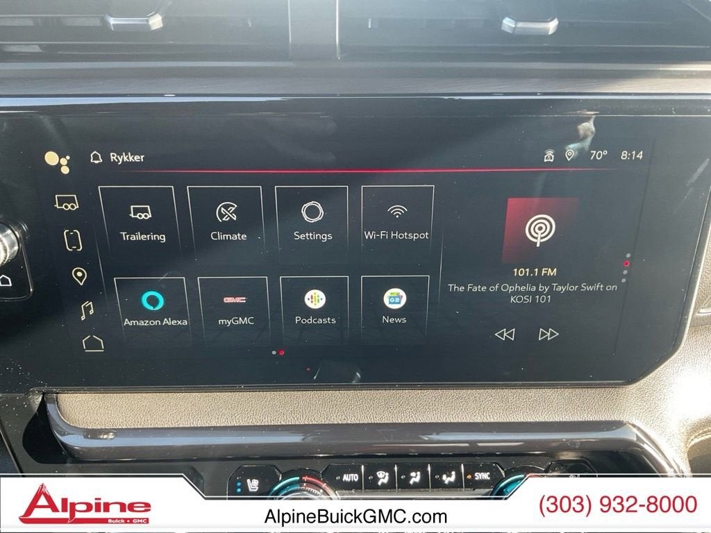 2024 GMC Sierra 1500 AT4