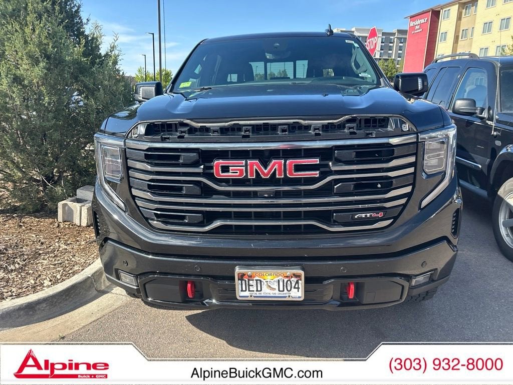 2023 GMC Sierra 1500 AT4
