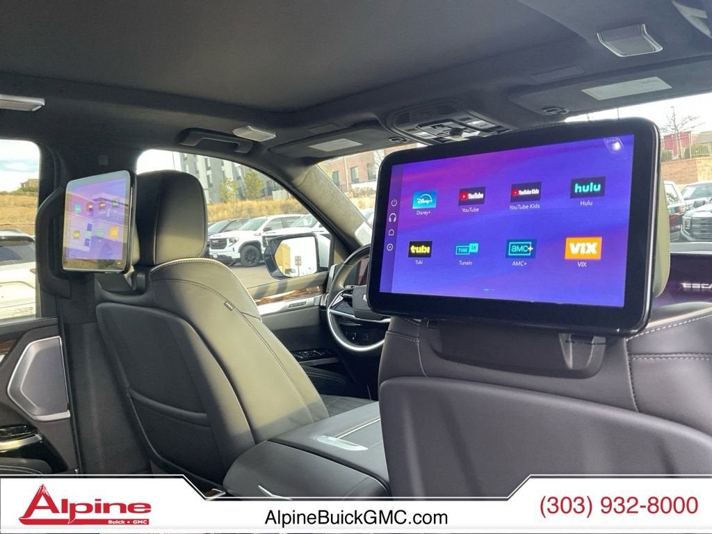 2025 Cadillac Escalade Sport Platinum