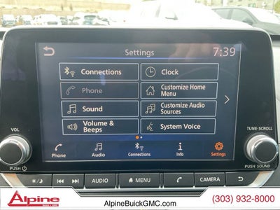 2020 Nissan Altima SR FWD