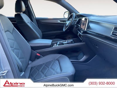 2025 Volkswagen Atlas Cross Sport 2.0T SE w/Technology