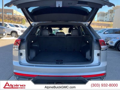 2025 Volkswagen Atlas Cross Sport 2.0T SE w/Technology