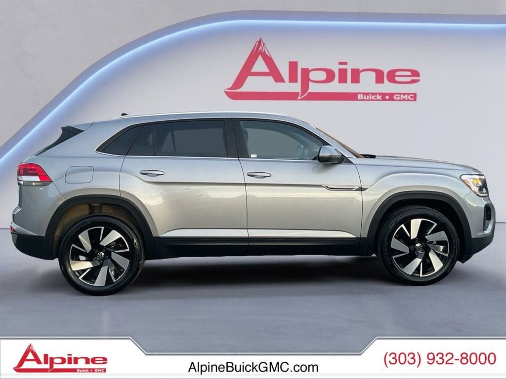 2025 Volkswagen Atlas Cross Sport 2.0T SE w/Technology