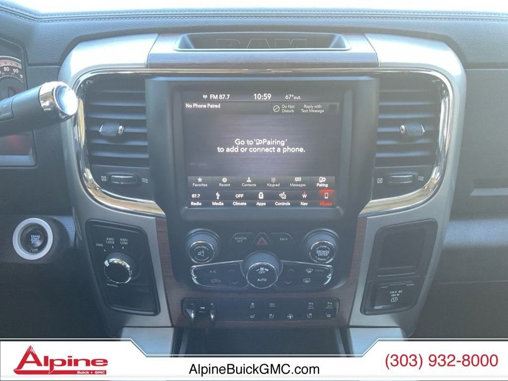 2018 RAM 2500 Laramie Crew Cab 4x4 6'4" Box