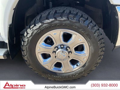 2018 RAM 2500 Laramie Crew Cab 4x4 6'4" Box