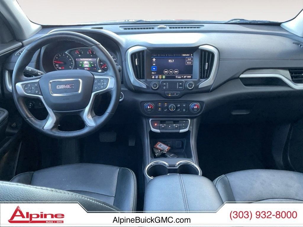2024 GMC Terrain SLT