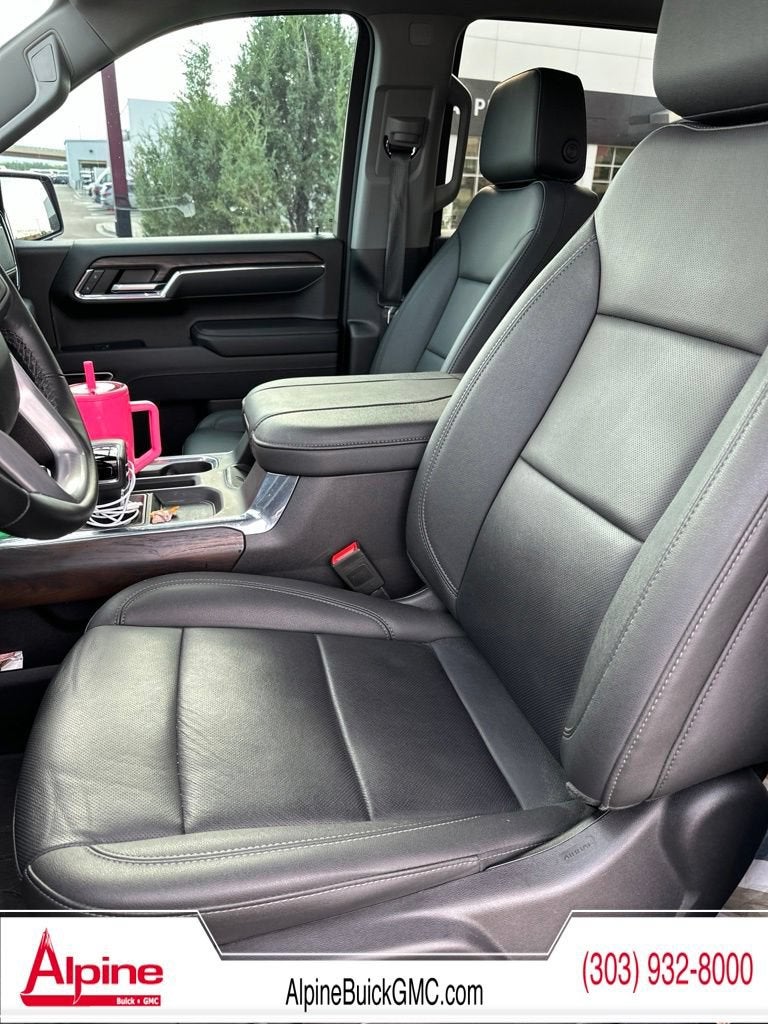 2024 GMC Sierra 1500 SLT
