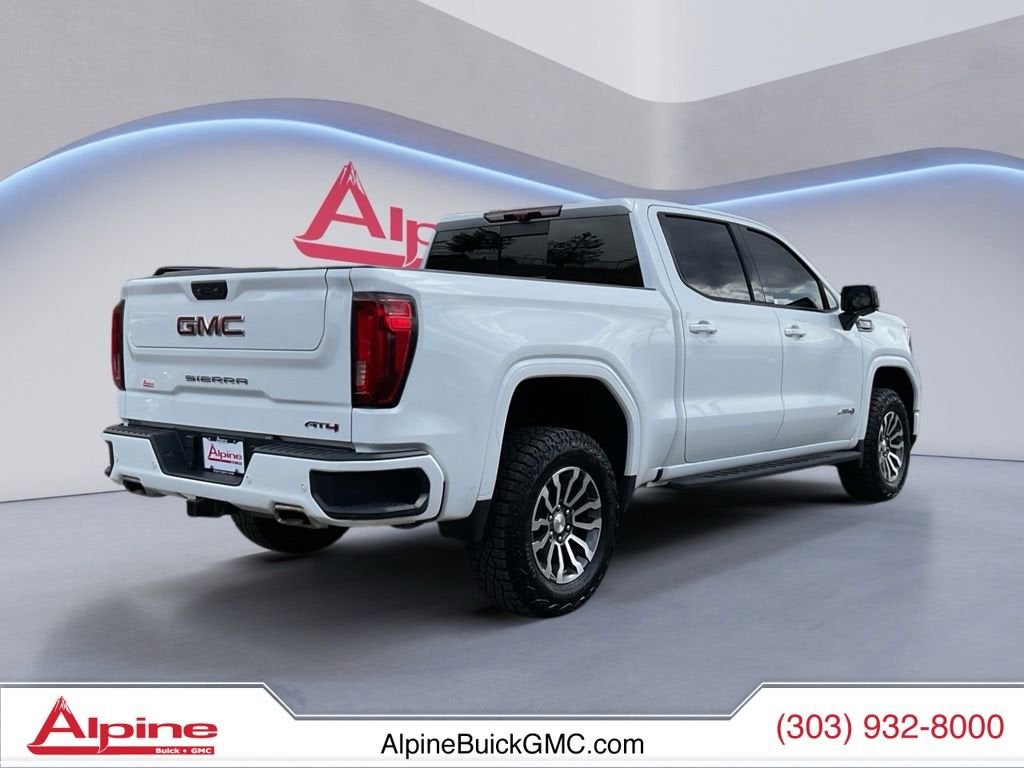 2023 GMC Sierra 1500 AT4