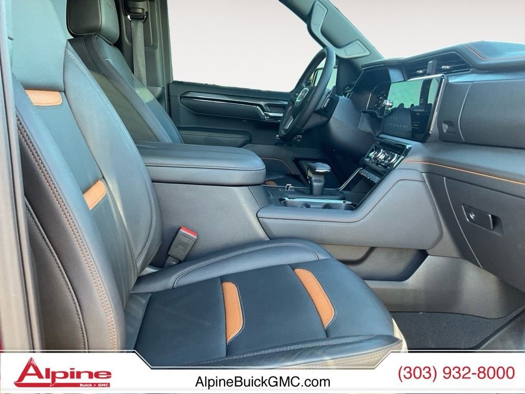 2025 GMC Sierra 1500 AT4