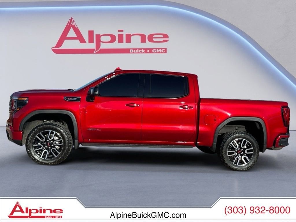 2025 GMC Sierra 1500 AT4