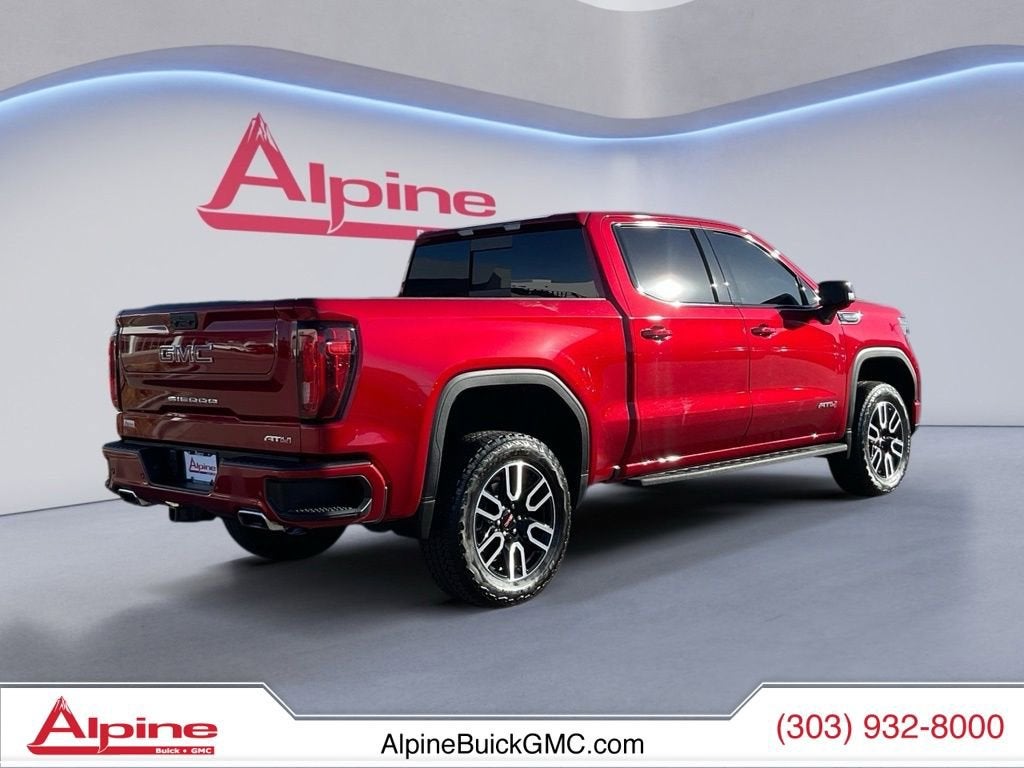 2025 GMC Sierra 1500 AT4