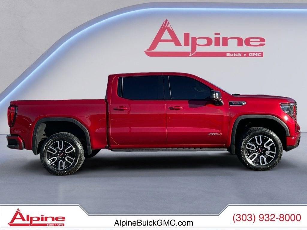 2025 GMC Sierra 1500 AT4