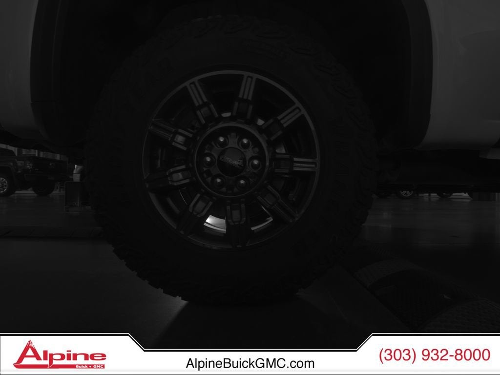 2025 GMC Sierra 1500 AT4X