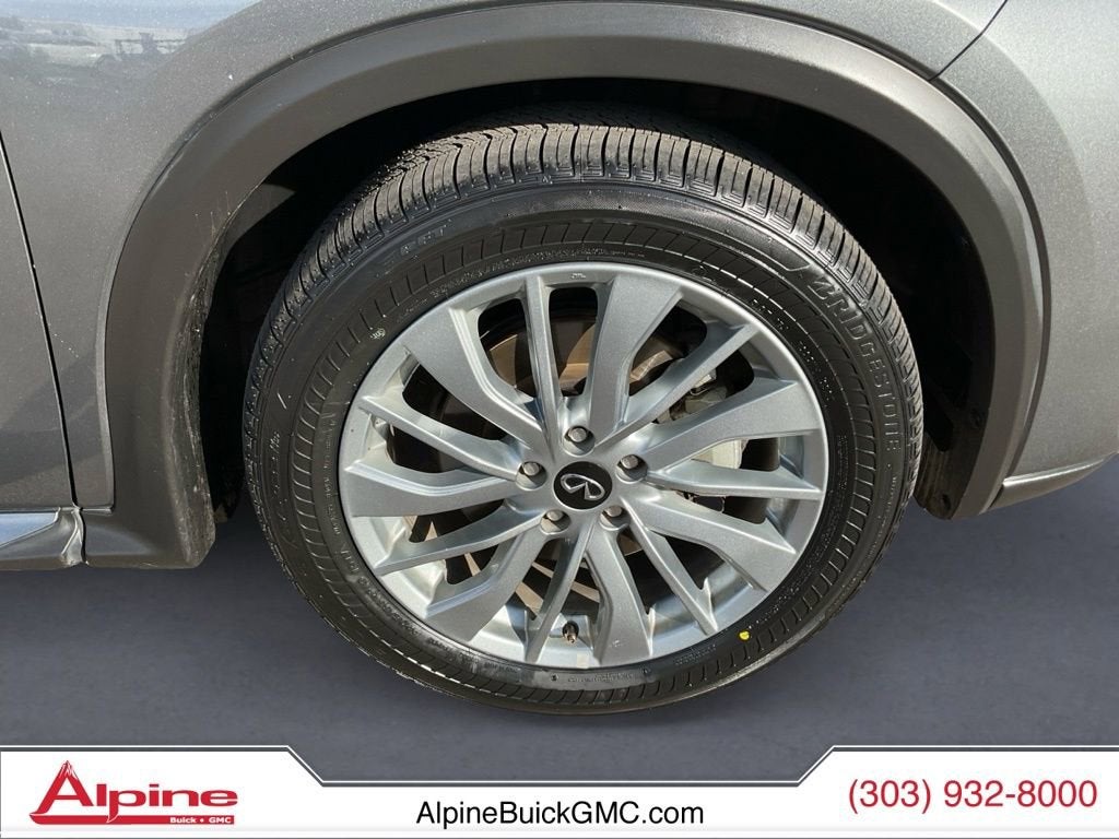 2024 INFINITI QX50 LUXE