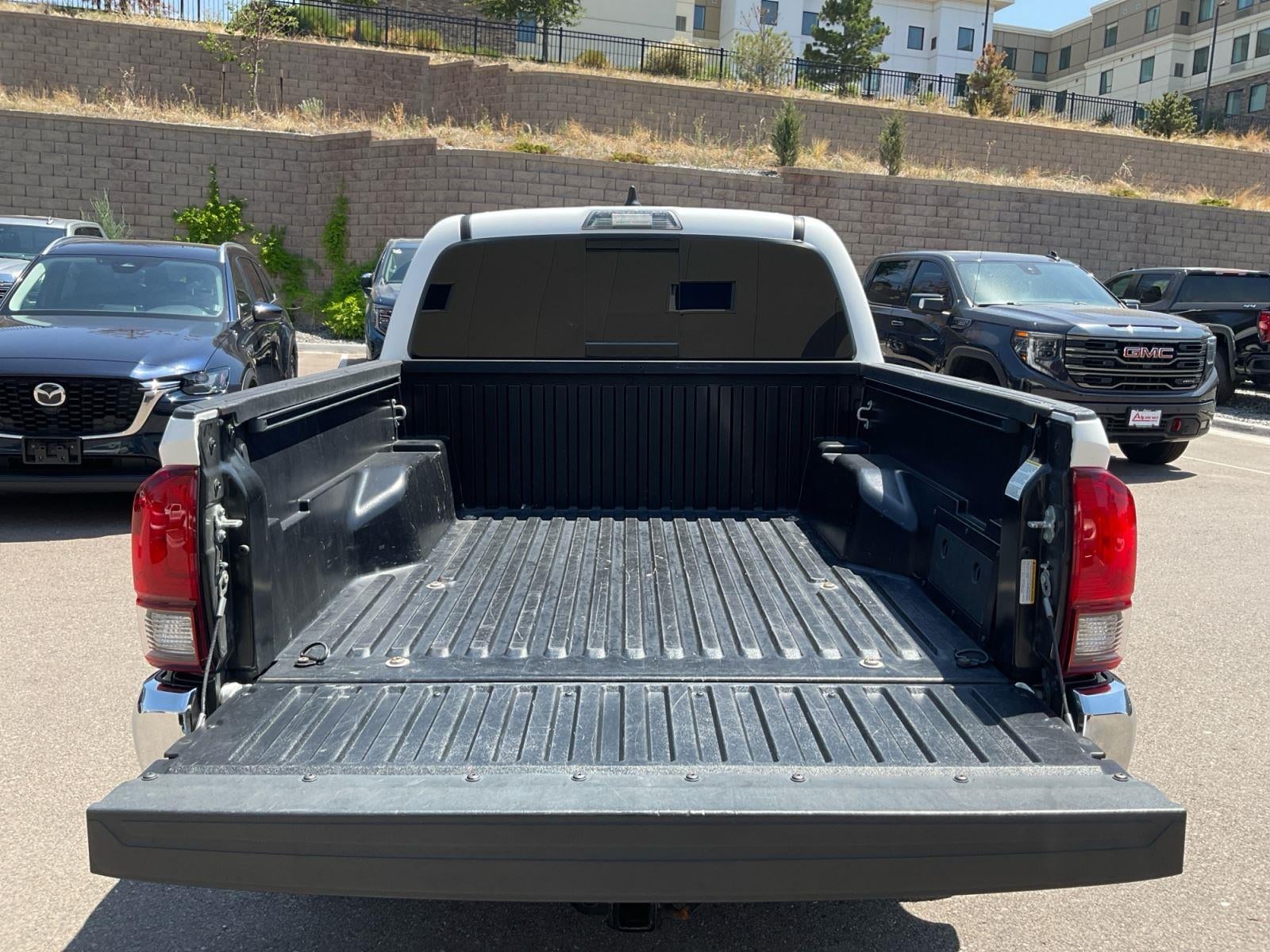2022 Toyota Tacoma 4WD SR