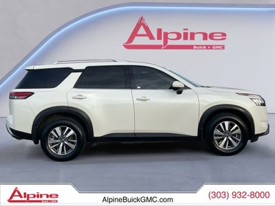 2022 Nissan Pathfinder SL 4WD