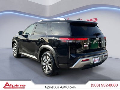 2025 Nissan Pathfinder SL