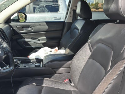 2024 Nissan Pathfinder SL 4WD