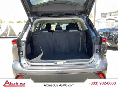 2024 Toyota Highlander LE