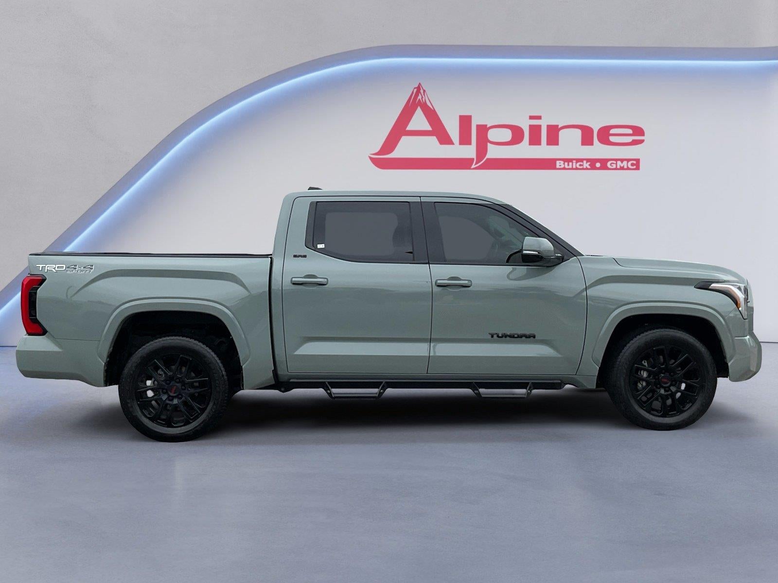 2024 Toyota Tundra 4WD SR5