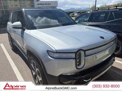 2023 RIVIAN R1S Adventure