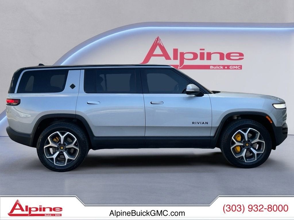 2023 RIVIAN R1S Adventure
