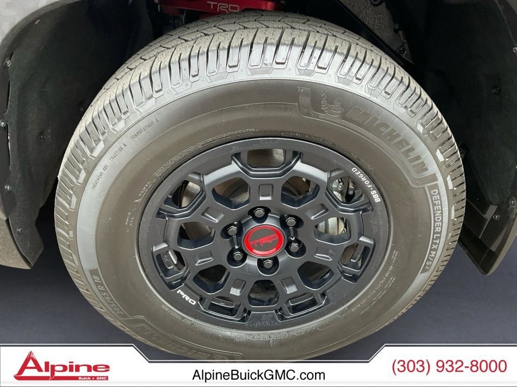 2024 Toyota Sequoia SR5