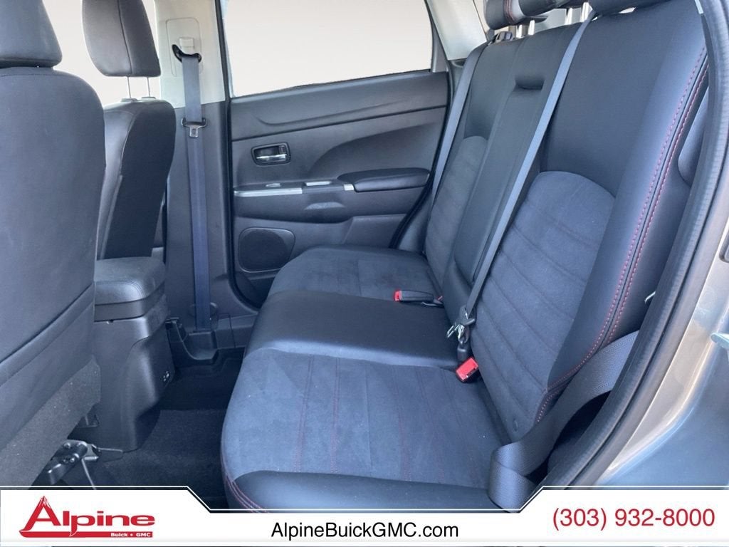 2024 Mitsubishi Outlander Sport SE