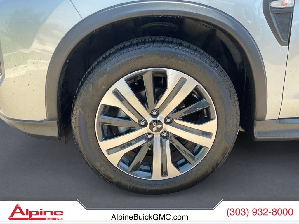 2025 Mitsubishi Outlander Sport SE