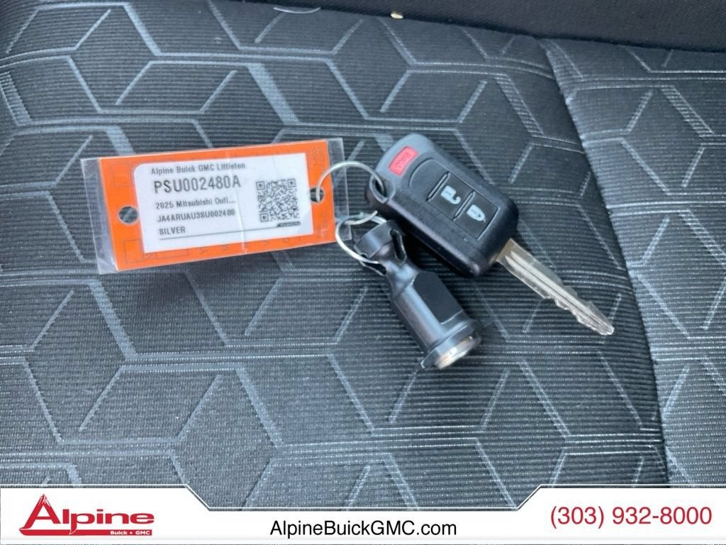 2025 Mitsubishi Outlander Sport SE