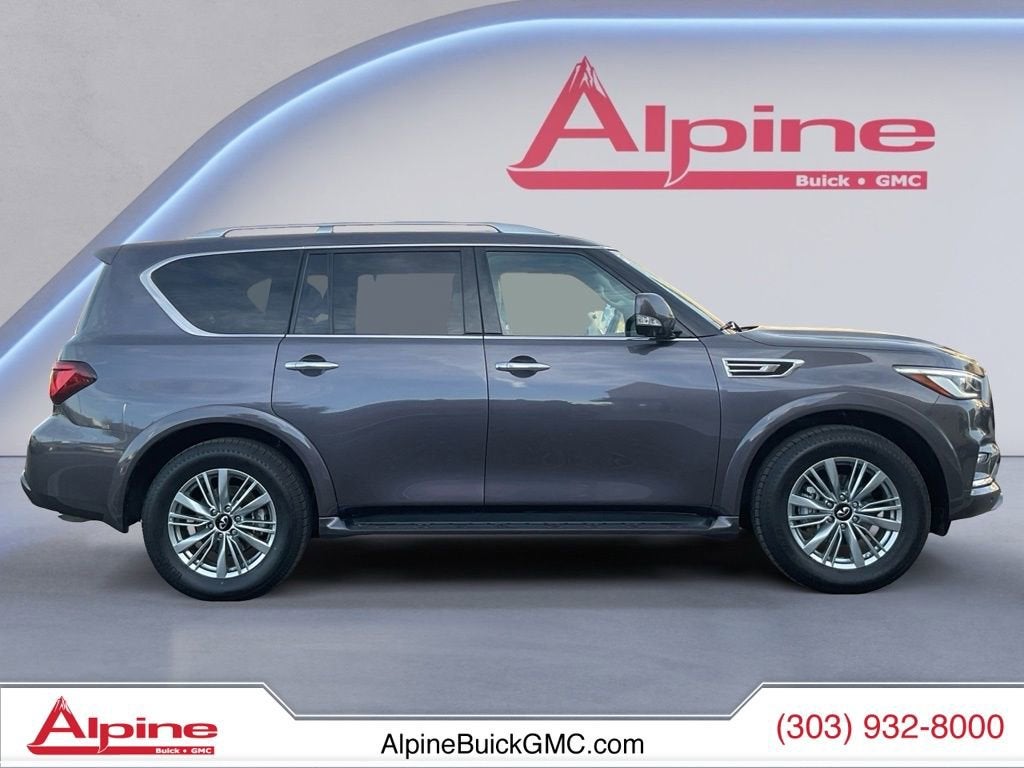 2024 INFINITI QX80 LUXE