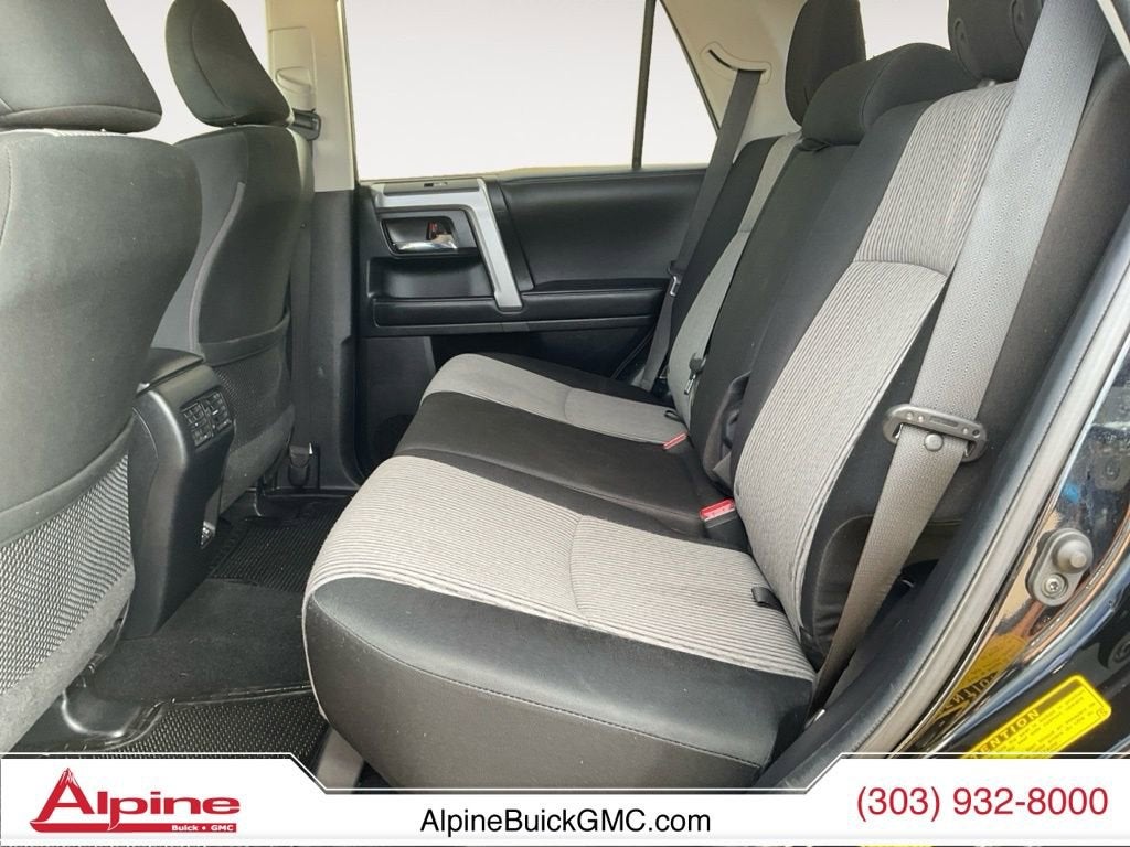 2022 Toyota 4Runner SR5