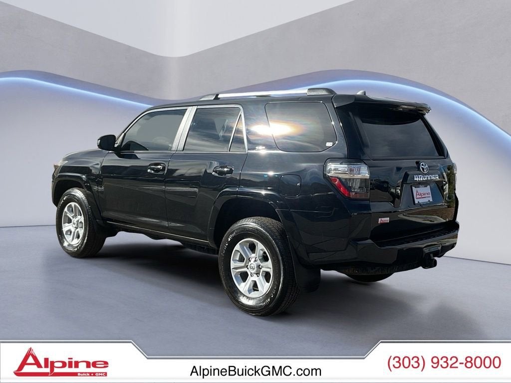 2022 Toyota 4Runner SR5